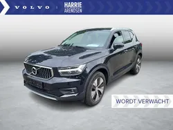 Zwart Gebruikt 2022 Volvo XC40 Inscription SUV | € 33.694 (Goede deal)