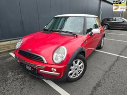Rood Gebruikt 2002 Mini ONE Salt Hatchback | € 1.750 (Eerlijke prijs)