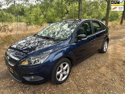 Blauw Gebruikt 2010 Ford Focus Hatchback | € 2.900 (Eerlijke prijs)