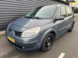 Grijs Gebruikt 2006 Renault Scénic II Expression MPV | € 1.345 (Eerlijke prijs)