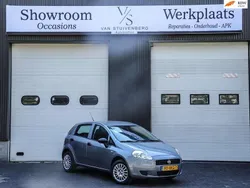 Grijs Gebruikt 2012 Fiat Grande Punto Hatchback | € 4.000 (Iets duurder)