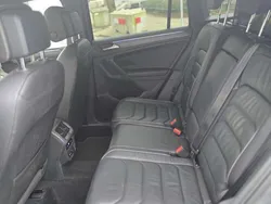Grijs Gebruikt 2022 VW Tiguan R SUV | € 34.500 (Goede deal)