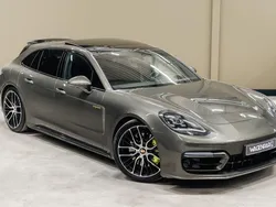 Groen Gebruikt 2023 Porsche Panamera 4 Sport Turismo Sedan | € 119.995