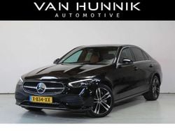 Zwart Gebruikt 2023 Mercedes C300e Luxury Sedan | € 39.950 (Super prijs)