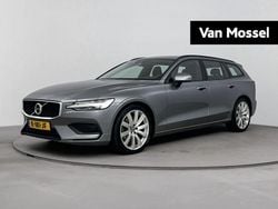 Grijs Gebruikt 2021 Volvo V60 Momentum Stationwagen | € 27.400 (Super prijs)