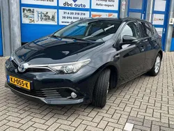 Blauw Gebruikt 2016 Toyota Auris Executive Hatchback | € 9.600 (Eerlijke prijs)