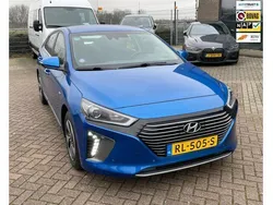 Marina blue metallic Gebruikt 2018 Hyundai Ioniq Comfort Sedan | € 16.950