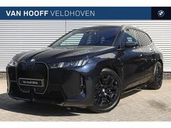 M carbonschwarz (donker zwart metallic) Gebruikt 2025 BMW iX Comfort Edition SUV | € 95.750