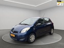 Blauw Gebruikt 2010 Toyota Yaris Hatchback | € 4.695 (Eerlijke prijs)