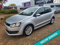 Grijs Gebruikt 2010 VW Polo Highline Hatchback | € 7.449 (Eerlijke prijs)