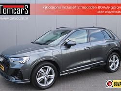 Grijs Gebruikt 2022 Audi Q3 S-Line SUV | € 35.950 (Super prijs)