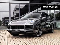 Grijs Gebruikt 2019 Porsche Cayenne SUV | € 63.844 (Goede deal)