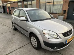 Grijs Gebruikt 2007 Kia Rio Hatchback | € 1.799 (Goede deal)