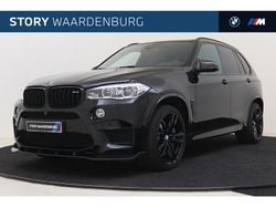 Zwart, metallic lak Gebruikt 2018 BMW X5 M Comfort Edition SUV | € 69.495 (Eerlijke prijs)