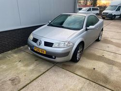 Gebruikt 2006 Renault Mégane II Cabriolet | € 2.750