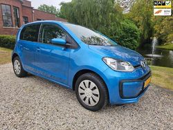 Blauw Gebruikt 2018 VW up! move up! Hatchback | € 6.999 (Super prijs)