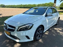 Wit Gebruikt 2018 Mercedes A160 Ambition Hatchback | € 15.750 (Eerlijke prijs)