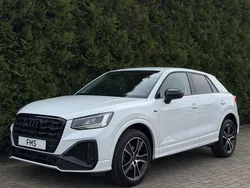 Wit, metallic lak Gebruikt 2023 Audi Q2 S-Line SUV | € 33.890 (Eerlijke prijs)