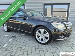 Zwart Gebruikt 2011 Mercedes C180 Avantgarde Sedan | € 6.900 (Goede deal)