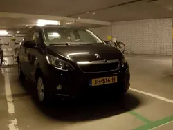 Zwart Gebruikt 2016 Peugeot 108 Active Hatchback | € 5.000 (Goede deal)