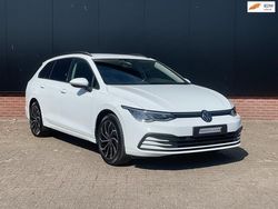 Wit Gebruikt 2021 VW Golf VIII Style Stationwagen | € 22.800 (Eerlijke prijs)