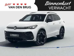 Wit Nieuw 2025 VW Tiguan R-line Edition SUV | € 62.223 (Eerlijke prijs)