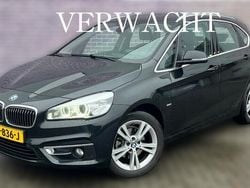 Zwart Gebruikt 2018 BMW 218 Executive MPV | € 18.750 (Goede deal)