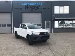 Wit Gebruikt 2017 Toyota HiLux Pickup | € 12.450