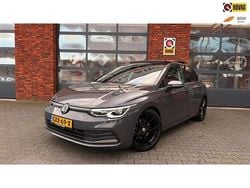 Grijs Gebruikt 2020 VW Golf VIII R-line Hatchback | € 21.750 (Eerlijke prijs)