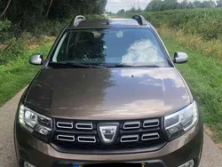 Bruin Gebruikt 2018 Dacia Sandero Hatchback | € 8.249 (Eerlijke prijs)