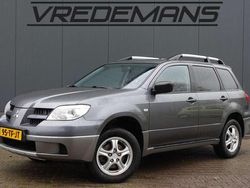 Grijs (metallic) Gebruikt 2006 Mitsubishi Outlander Invite+ SUV | € 1.950 (Super prijs)