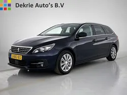 Blauw Gebruikt 2020 Peugeot 308 Premium Stationwagen | € 11.980 (Eerlijke prijs)