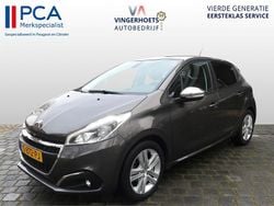 Grijs Gebruikt 2019 Peugeot 208 Signature Sky Hatchback | € 11.900 (Eerlijke prijs)
