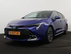 Blauw Gebruikt 2023 Toyota Corolla Edition Stationwagen | € 30.445 (Eerlijke prijs)