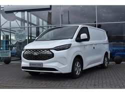 Wit Nieuw 2025 Ford E-Transit Premium Van | € 50.049 (Goede deal)