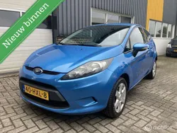 Blauw, metallic lak Gebruikt 2009 Ford Fiesta Trend Hatchback | € 3.995 (Eerlijke prijs)