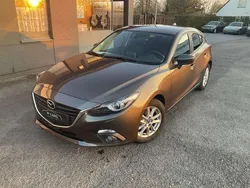 Bruin Gebruikt 2015 Mazda 3 Active Sedan | € 11.500
