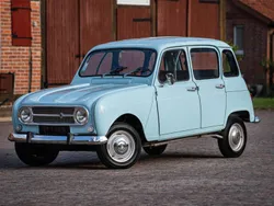 Blauw Gebruikt 1974 Renault R4 Sedan | € 13.900