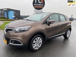 Bruin Gebruikt 2014 Renault Captur Expression SUV | € 7.499 (Super prijs)