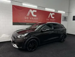 Bruin Gebruikt 2017 Kia Niro SUV | € 12.499 (Eerlijke prijs)