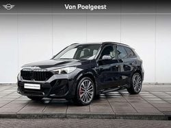 Saphirschwarz metallic (475) (donker zwart metallic) Gebruikt 2025 BMW X1 M Sport SUV | € 62.900