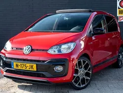 Rood Gebruikt 2018 VW up! GTI Hatchback | € 15.950 (Iets duurder)