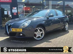 Grijs Gebruikt 2016 Alfa Romeo Giulietta Hatchback | € 12.750 (Duur)