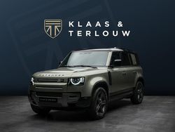 Groen (metallic) Gebruikt 2025 Land Rover Defender Black Edition SUV | € 102.800 (Iets duurder)