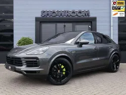 Grijs Gebruikt 2019 Porsche Cayenne SUV | € 84.900