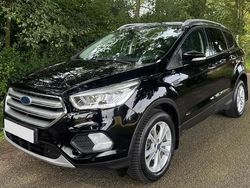 Zwart Gebruikt 2017 Ford Kuga Titanium SUV | € 16.350 (Eerlijke prijs)