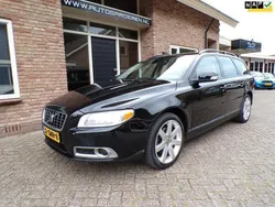 Zwart, metallic lak Gebruikt 2008 Volvo V70 Kinetic Stationwagen | € 3.900