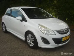 Wit Gebruikt 2012 Opel Corsa Hatchback | € 975 (Goede deal)