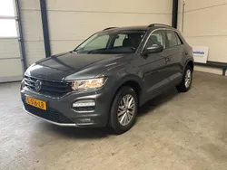Grijs Gebruikt 2021 VW T-Roc Style SUV | € 26.095 (Goede deal)