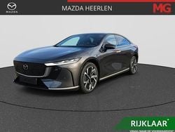 Grijs Nieuw 2025 Mazda 6e Takumi-Line Hatchback | € 44.240 (Eerlijke prijs)